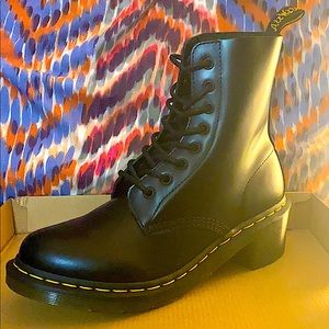 Dr. Martens Clemency BLACK Size 8 UK, 10 US, 42 EU